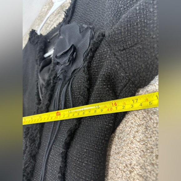 Ann Taylor Petites Wool Blend Blazer Lined Black Decorative Pin Flower Size 0P - Picture 3 of 11